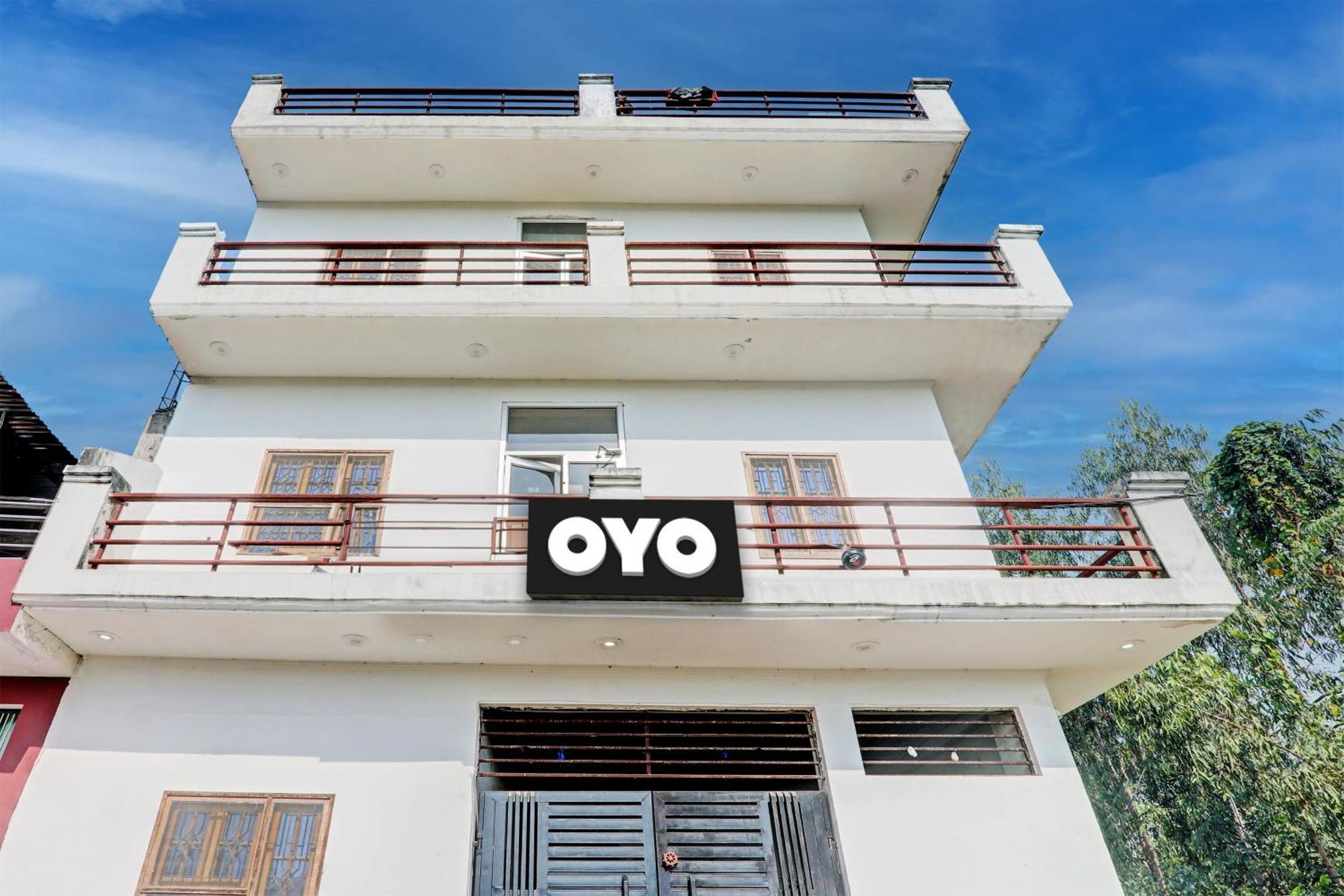 Oyo Flagship Shine Hotel Chinhat Εξωτερικό φωτογραφία