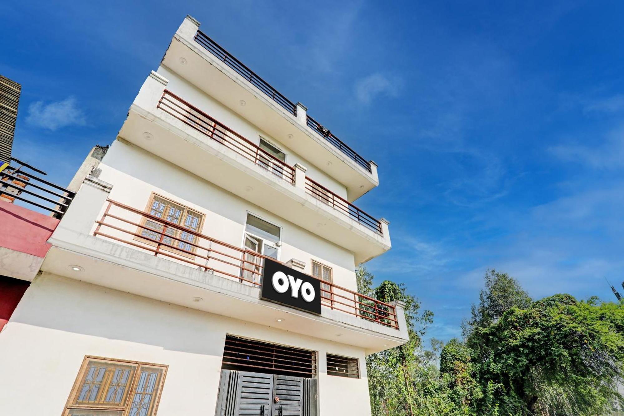 Oyo Flagship Shine Hotel Chinhat Εξωτερικό φωτογραφία